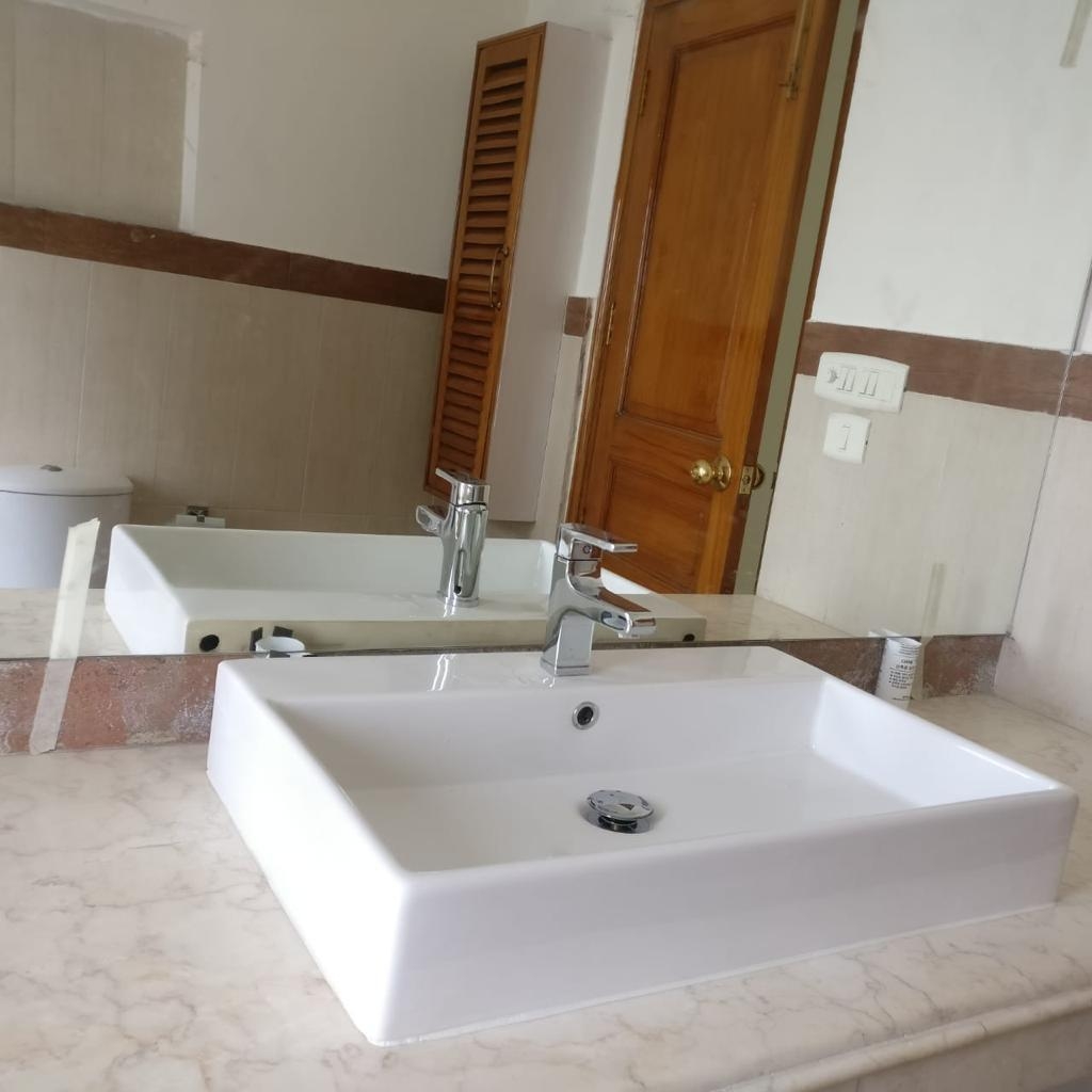 Duplex Floor For Lease in Vasant Vihar