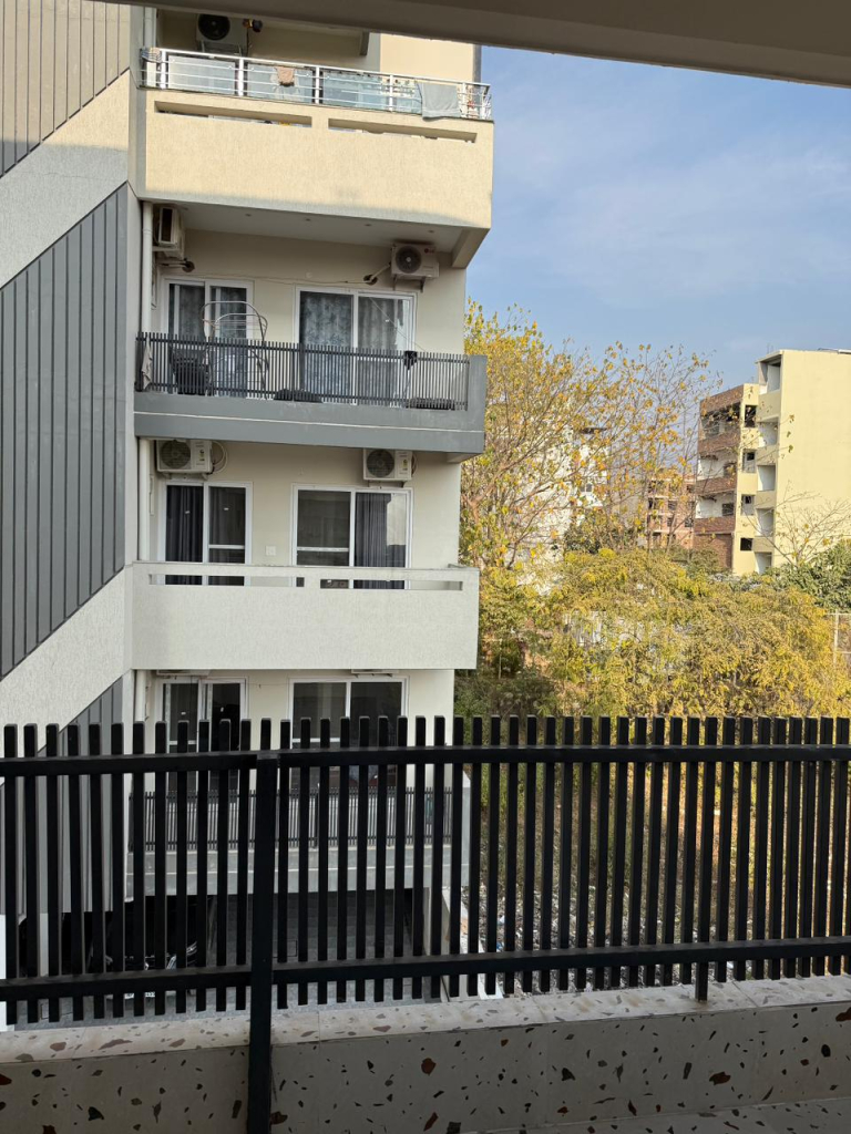 A Luxury Apartment 4BHK For Rent In Dhoran Road Dehradoon.