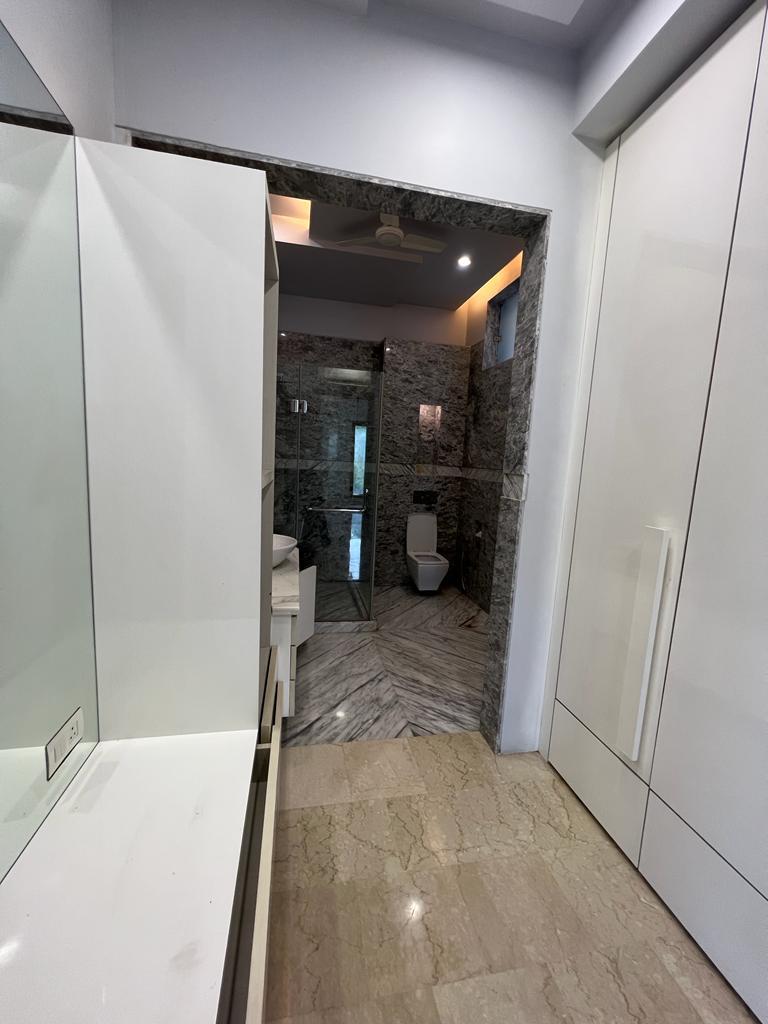 13 Farmhouse For Rent In Vasant Kunj South Delhi.