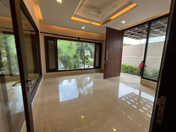 Farmhouse For Rent In Vasant Kunj South Delhi.