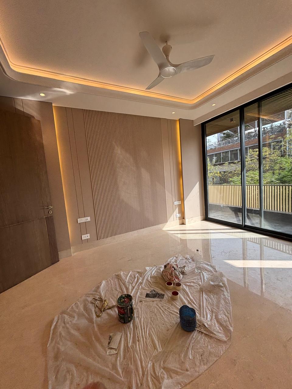 4 4BHK For Sale In Defence Colony South DELHI.