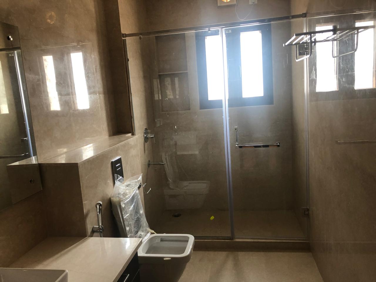8 Duplex For Rent In Vasant Vihar South Delhi.