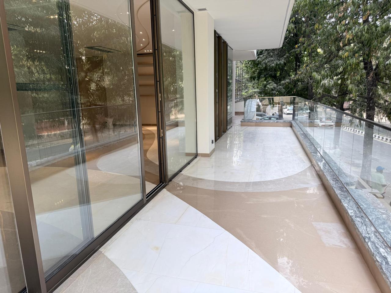 Brand New Floor  For Sale In Greater Kailash 2 South Delhi.